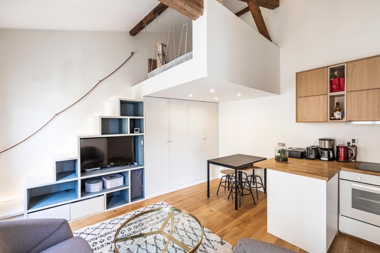 Tourville - Tres Beau Studio - Bail Mobilite Paris Extérieur photo